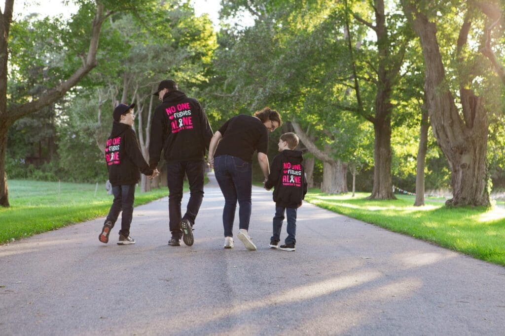 Theresa Woodbury family photo no one fights alone
