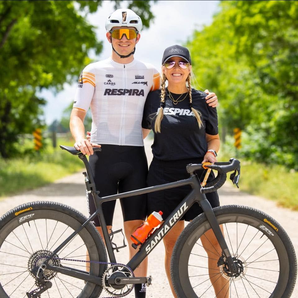 Walker and Allyson Dunbar at a race to raise money for Happy Lungs Project with team Respira